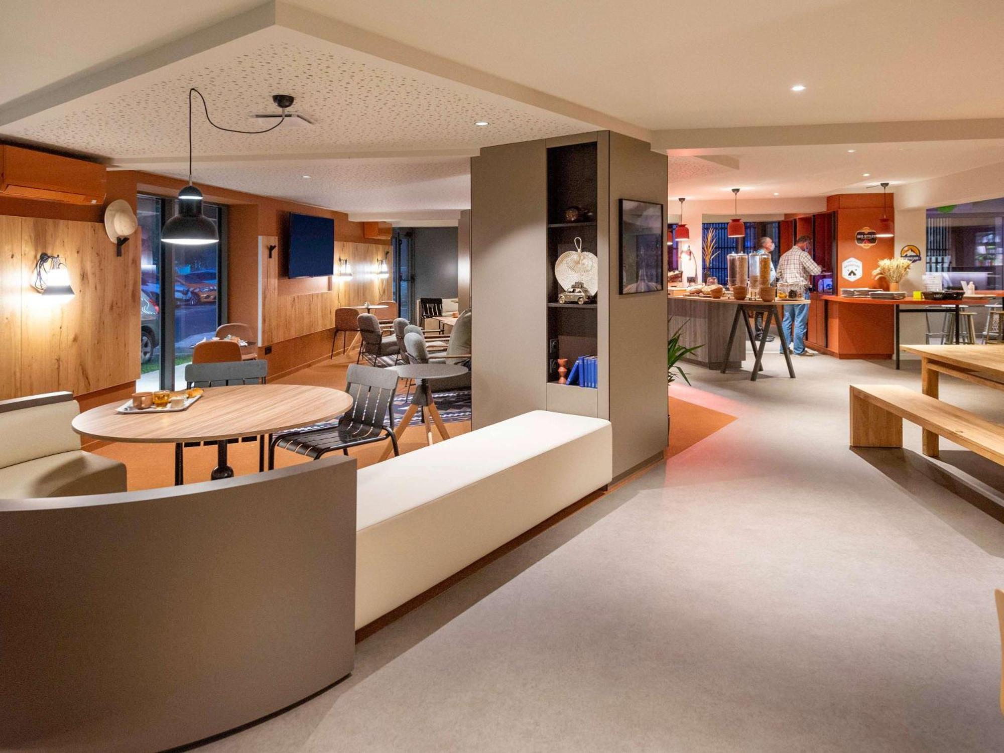 Ibis Styles Rouen Parc Expos Zenith Hotel Saint-Etienne-du-Rouvray Exterior photo