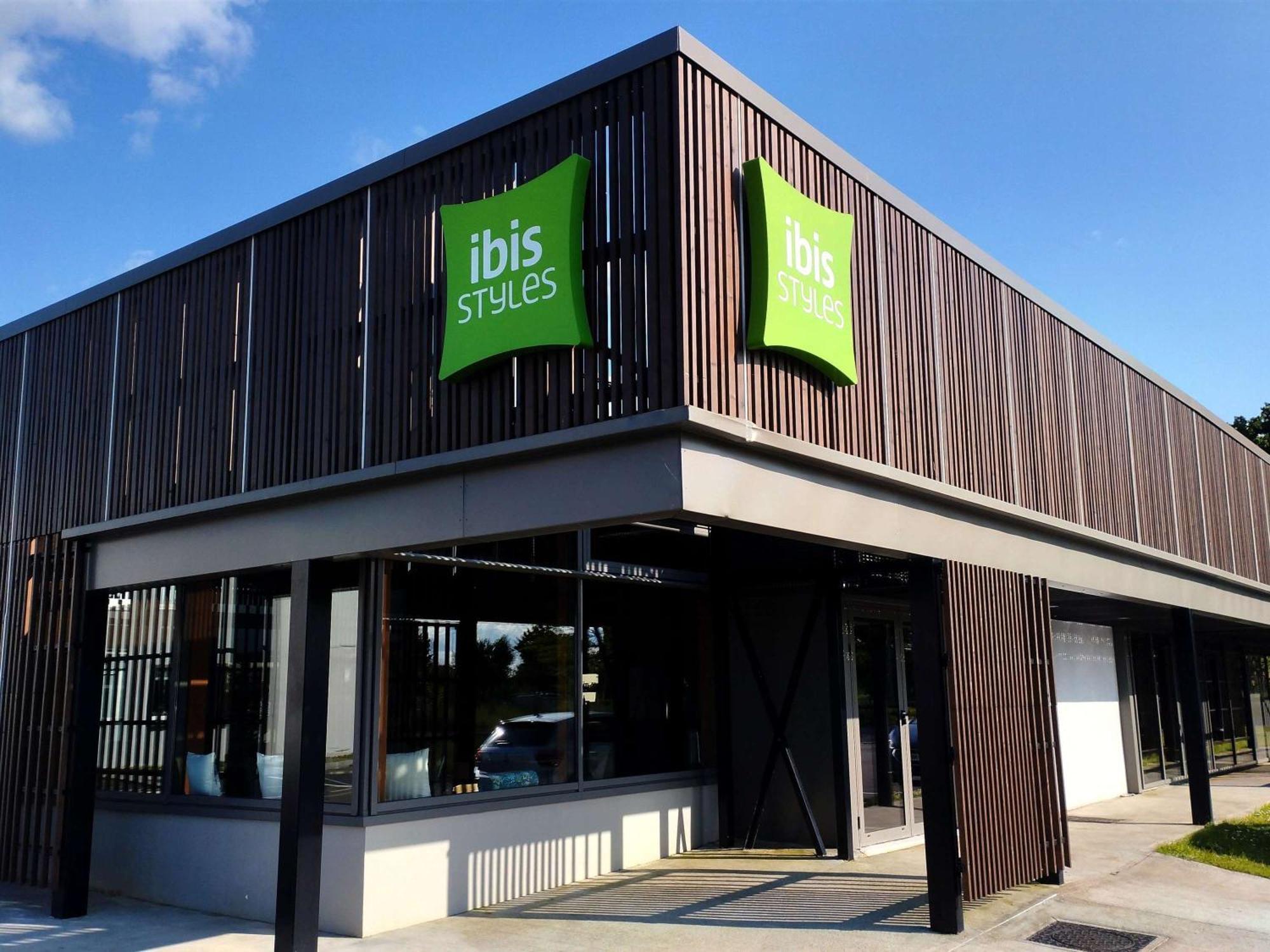 Ibis Styles Rouen Parc Expos Zenith Hotel Saint-Etienne-du-Rouvray Exterior photo